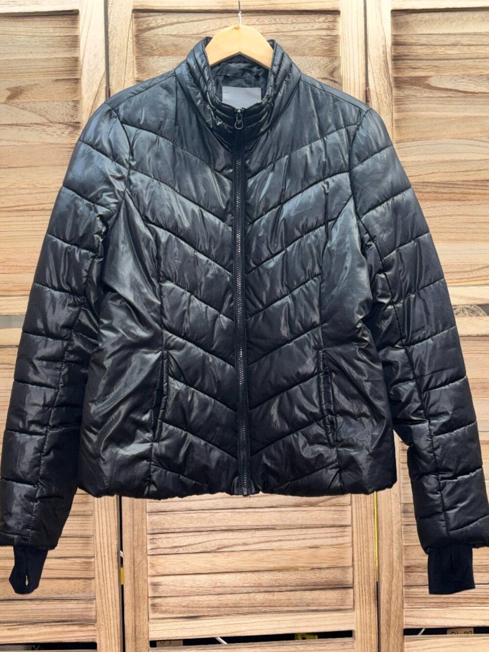 Live Love Dream Black Chevron Puffer Jacket L Large